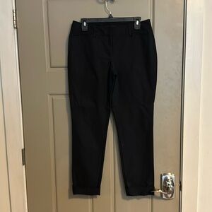 White House Black Market Size 6R Black Pants